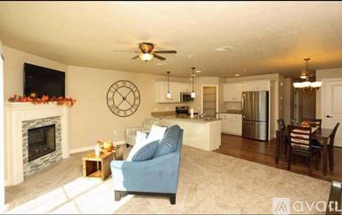 Main picture of 2539 Enterprise Dr