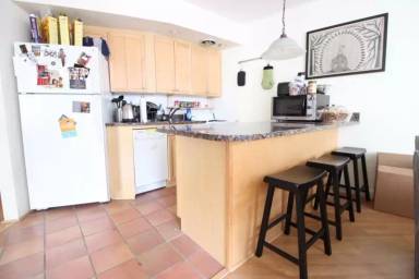 Main picture of 516 Green Street - 3C