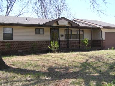 Main picture of 1211 E Virginia Ave