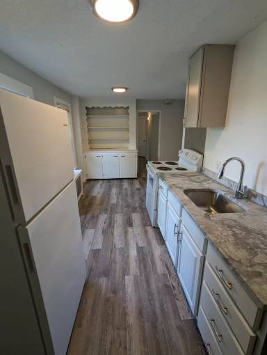 Main picture of 28 Marble St