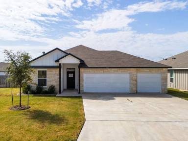 Main picture of 7601 Purvis St