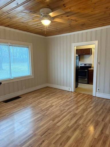 Main picture of 2312 Foster Ave