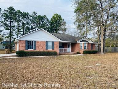 Main picture of 711 Plantation Dr