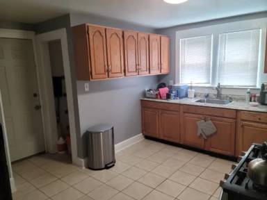 Main picture of 593 Whalley Ave