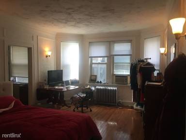 Main picture of 6822 N Ashland Blvd