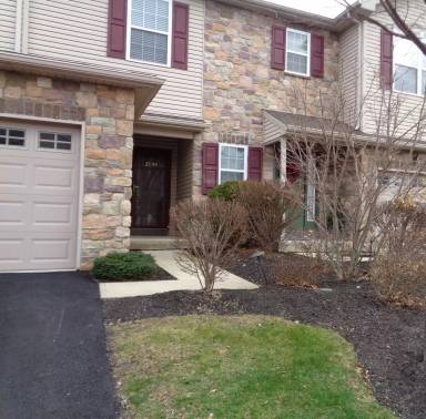 Main picture of 2190 Gillian Ln