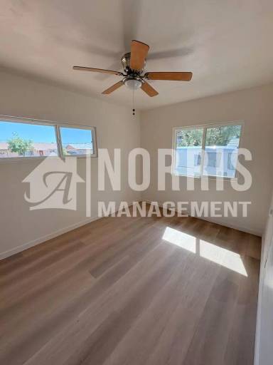 Main picture of 748 W Pima Ave