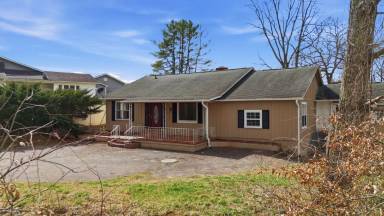 Main picture of 3920 Bryson City Rd