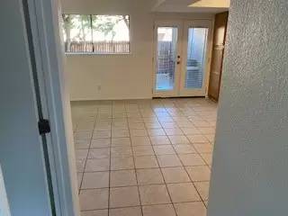 Main picture of 1238 S Dillon Way