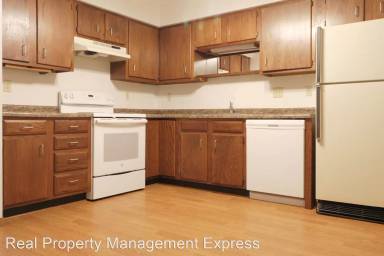 Main picture of 1007 N Walts Ave