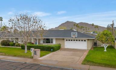 Main picture of 6220 E Calle Redonda