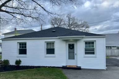 Main picture of 45 Bedford Ave