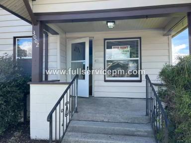 Main picture of 3002 Victor Pl