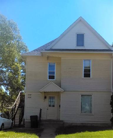 Main picture of 2126 Olive St
