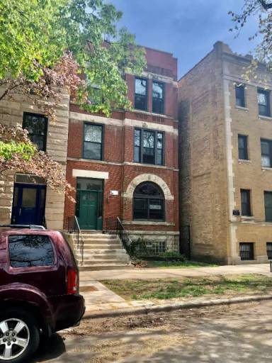 Main picture of 2243 N Bissell St