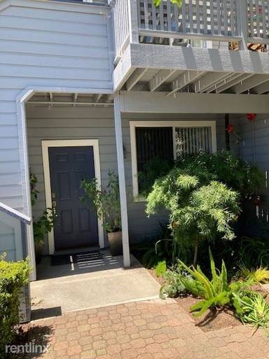 Main picture of 413 Cork Harbour Cir