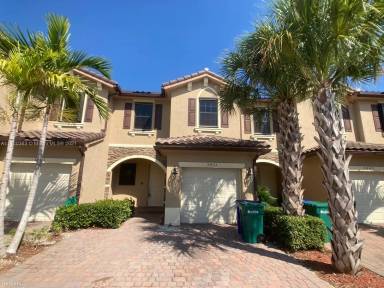 Main picture of 5424 NW 27th St