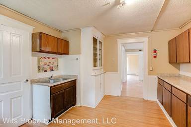 Main picture of 2515 Upton Ave N