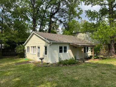 Main picture of 1834 Belgrade Ave