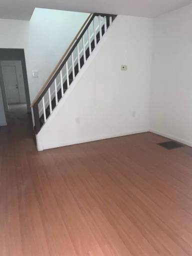 Main picture of 2432 Etting St