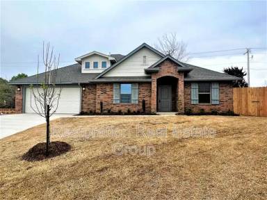 Main picture of 500 NW 176th St