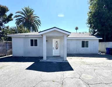 Main picture of 8777 Grove Ave