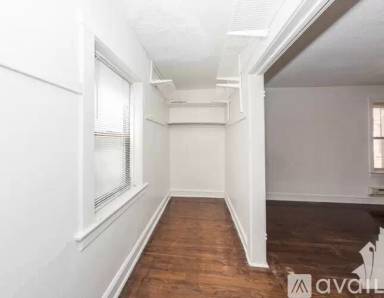 Main picture of 2237 N Bissell St