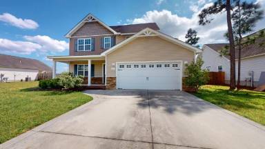 Main picture of 304 Sinclair Ln