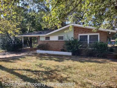 Main picture of 1307 Tom Hunter Rd