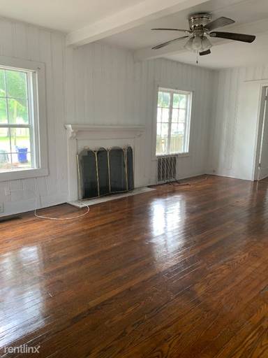 Main picture of 1131 Leesville St