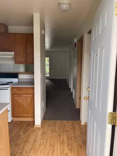 Main picture of 2702 W Maplewood Ave