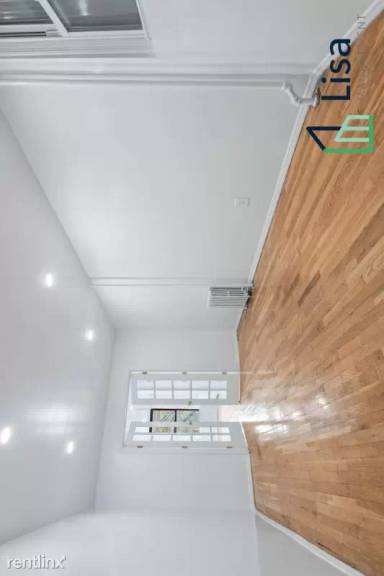 Main picture of 723 11th Ave