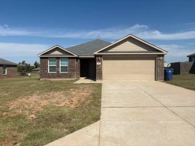 Main picture of 209 Piper Ln