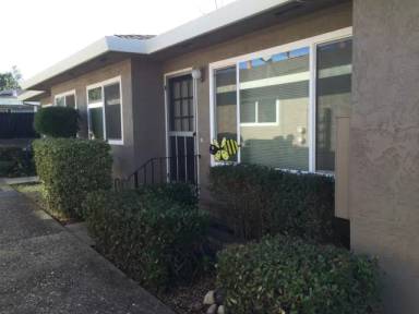 Main picture of 1001 Sunset Dr