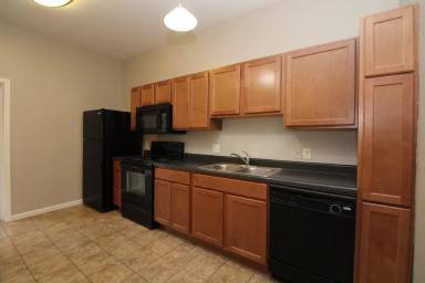 Main picture of 227 W Steins St