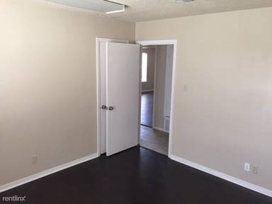 Main picture of 1900 Fleischer Dr