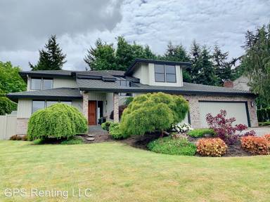 Main picture of 2526 Viewcrest Ave