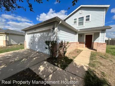 Main picture of 20702 Dickinson Manor Ln
