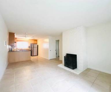 Main picture of 825 San Fernando Pl