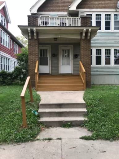 Main picture of 2668 N 40th St