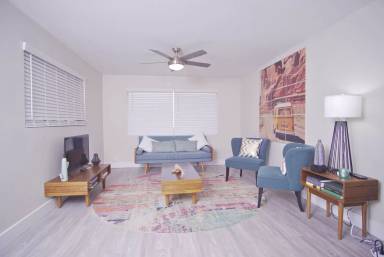 Main picture of 2543 E Brill St