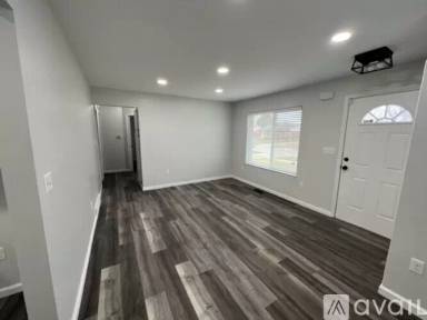 Main picture of 17922 S Wind Dr