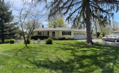 Main picture of 8011 Morse Rd