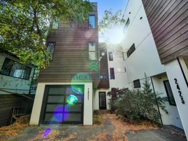 Main picture of 2431 NW 57th St