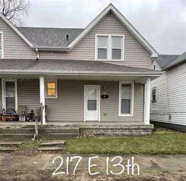 Main picture of 223 E 13th St
