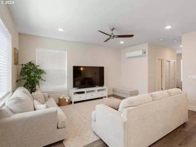 Main picture of 5432 SE 137th Ave