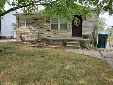 Main picture of 6053 Warwick St