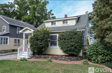 Main picture of 156 Breezeway Dr