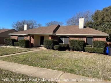 Main picture of 2927 Hilltop Dr