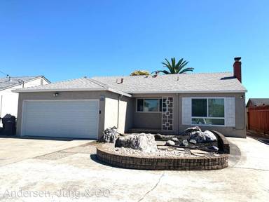 Main picture of 1552 Arena St